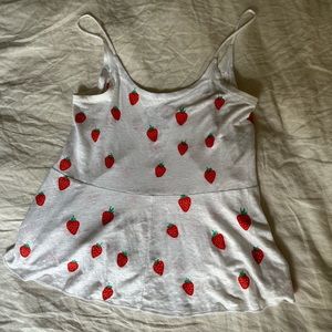 Strawberry Top